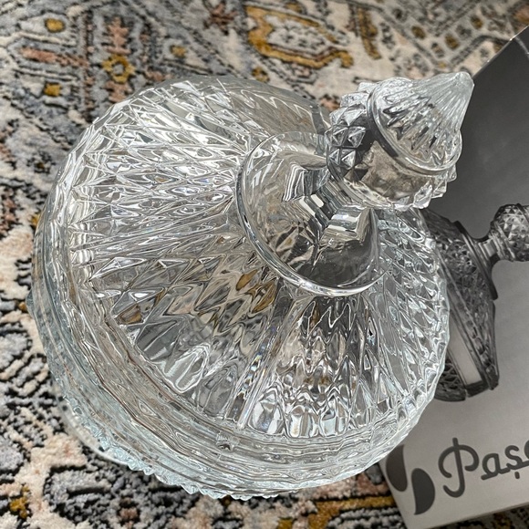 Pasabahce Diamond Sodalime Glass Candy Dish - Picture 4 of 16